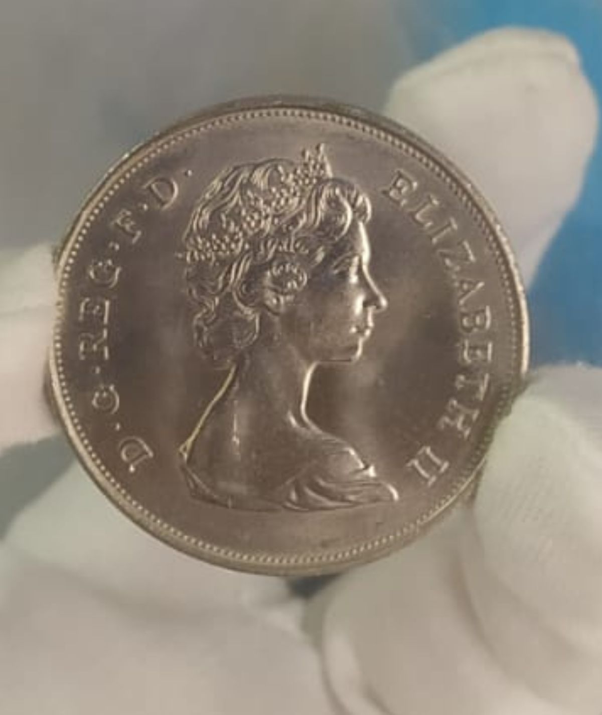 Moneda de la Corona Carlos III Lady Diana Spencer 1981-GoldenArt