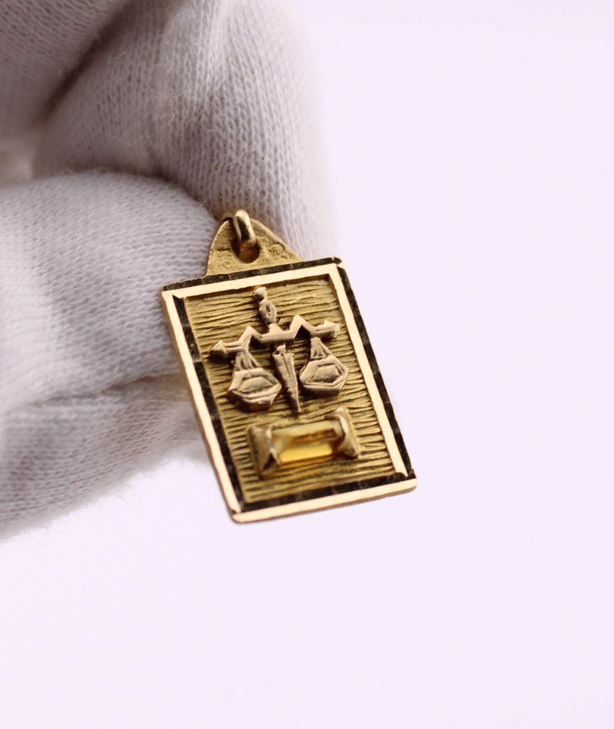Medalla Rectangular Oro 18k Zodiaco LIBRA/ GoldenArt