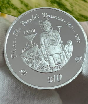 Moneda Plata Princesa Diana Huambo Angola 1997_Anverso/GoldenArt